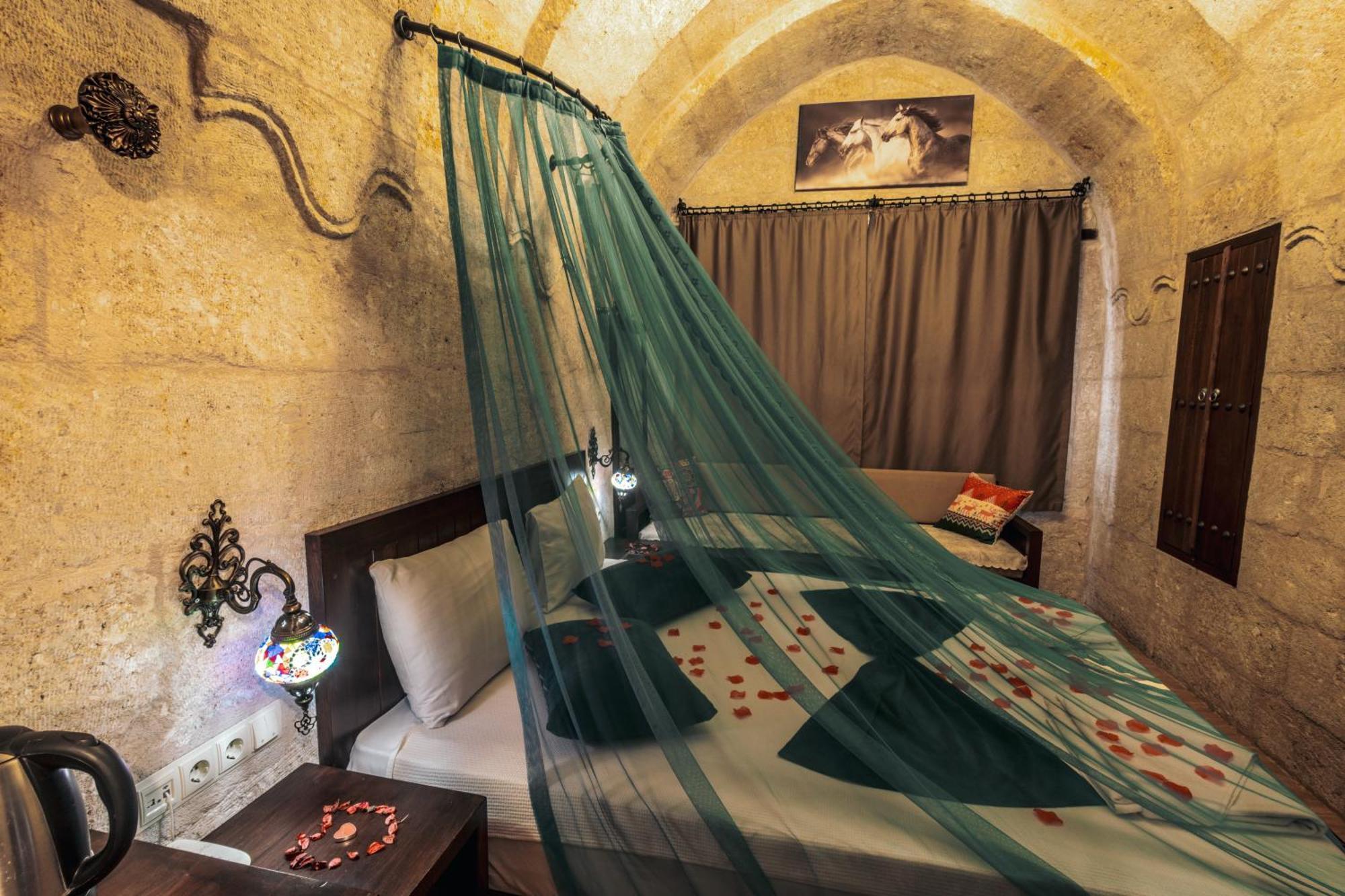 Tafana Cave & Stone Lodge Ουργκούπ Εξωτερικό φωτογραφία