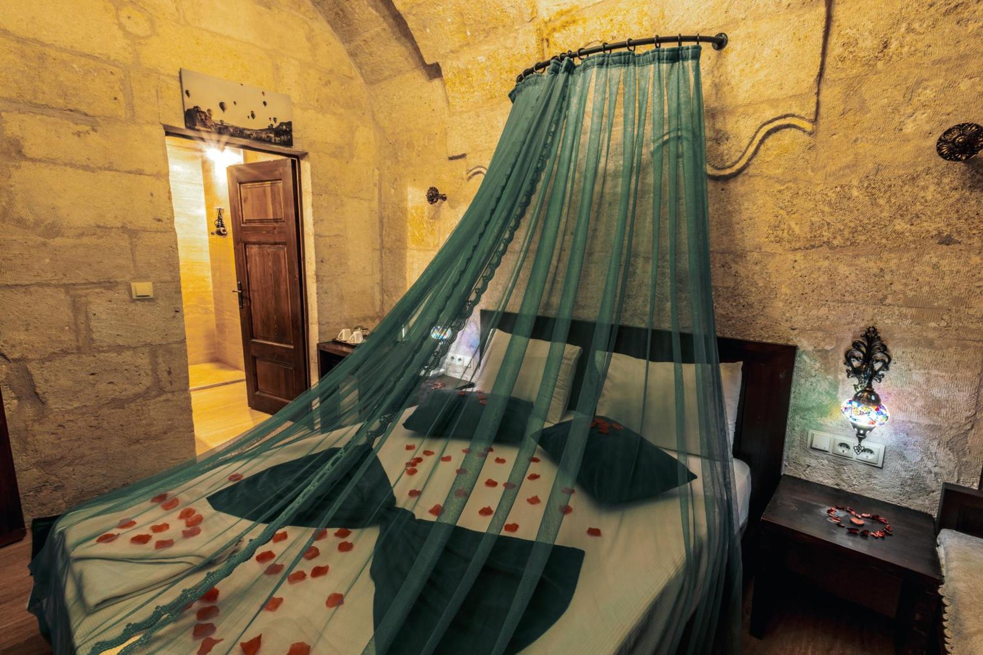Tafana Cave & Stone Lodge Ουργκούπ Εξωτερικό φωτογραφία