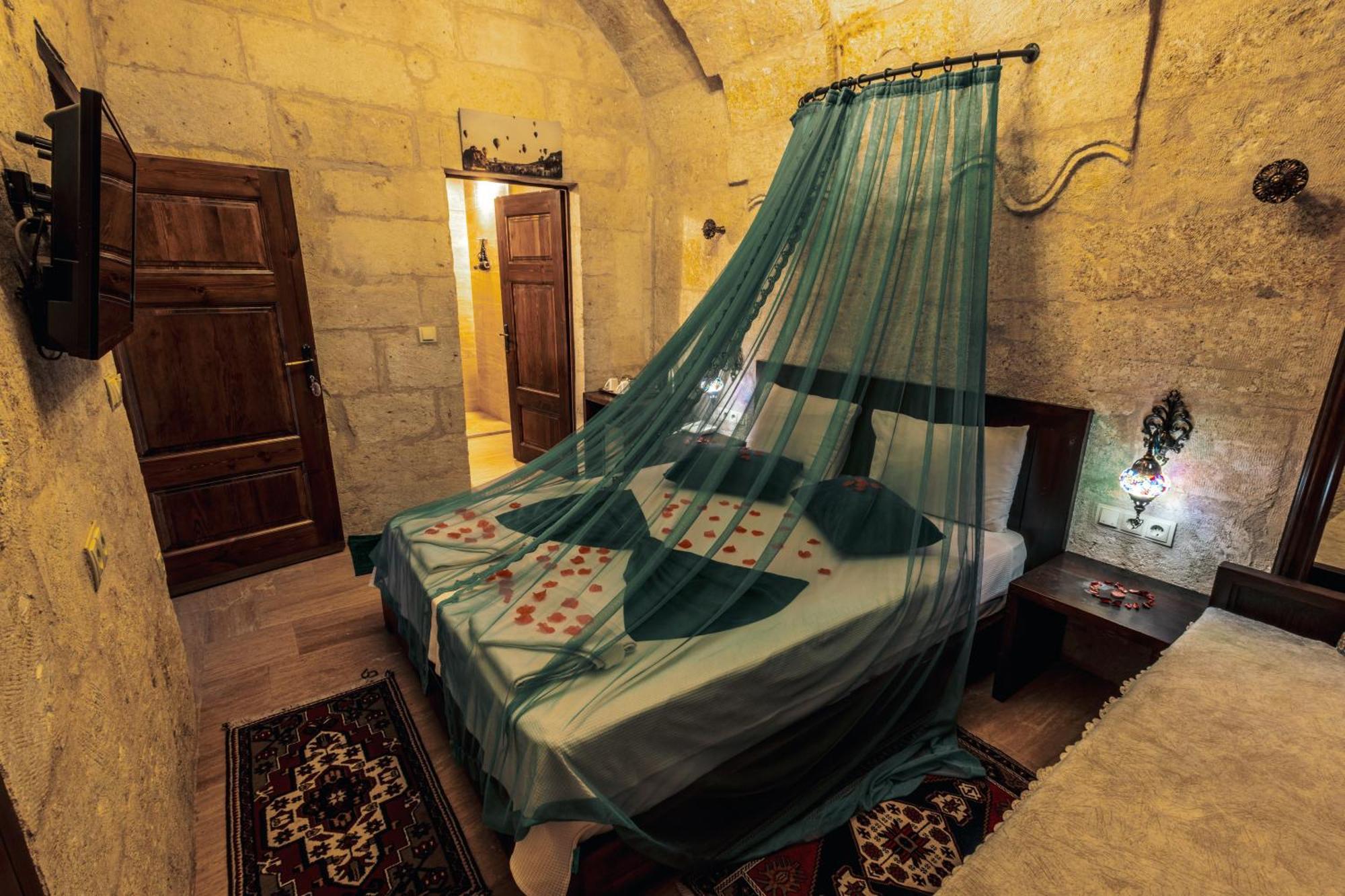 Tafana Cave & Stone Lodge Ουργκούπ Εξωτερικό φωτογραφία